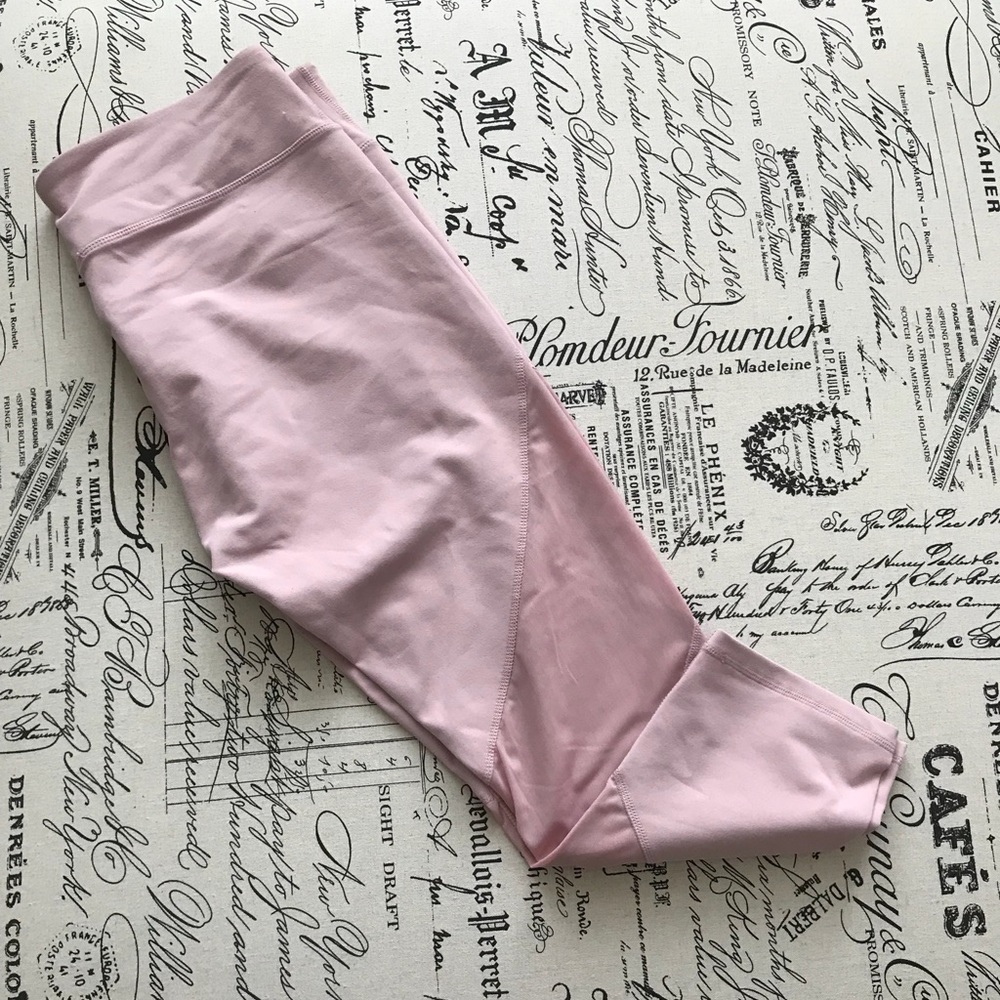 Fabletics size Large Capri